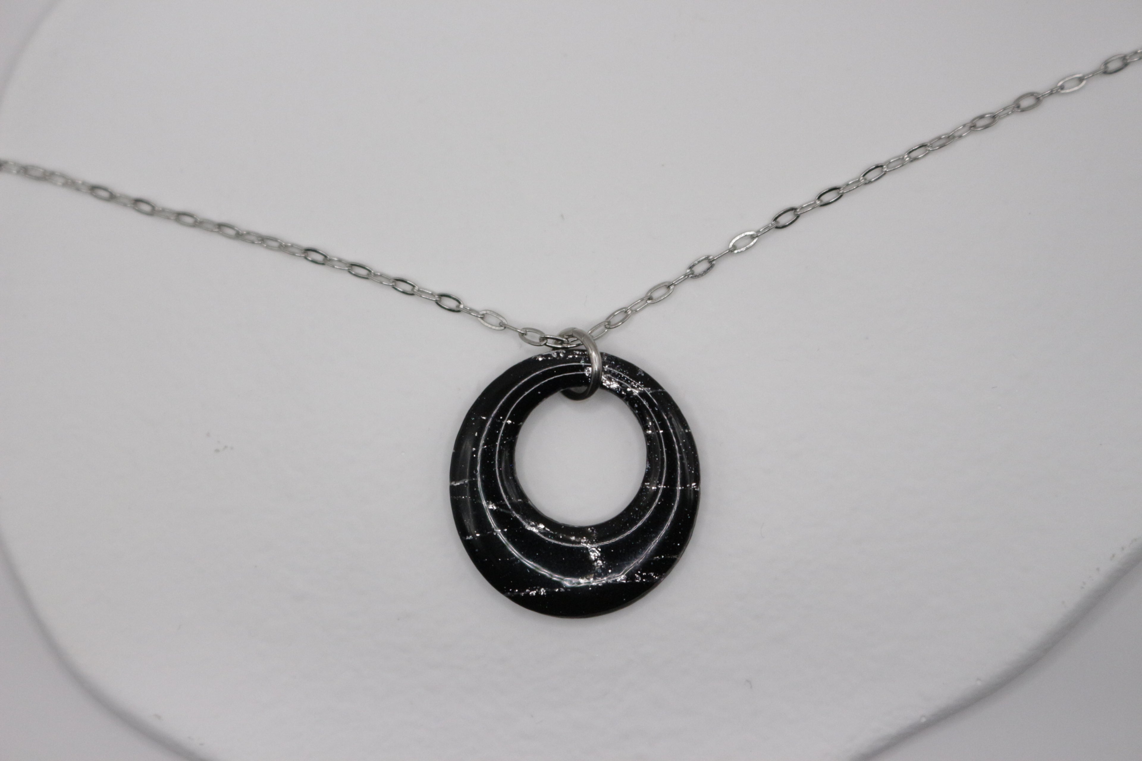 Collier Noir & Argent
