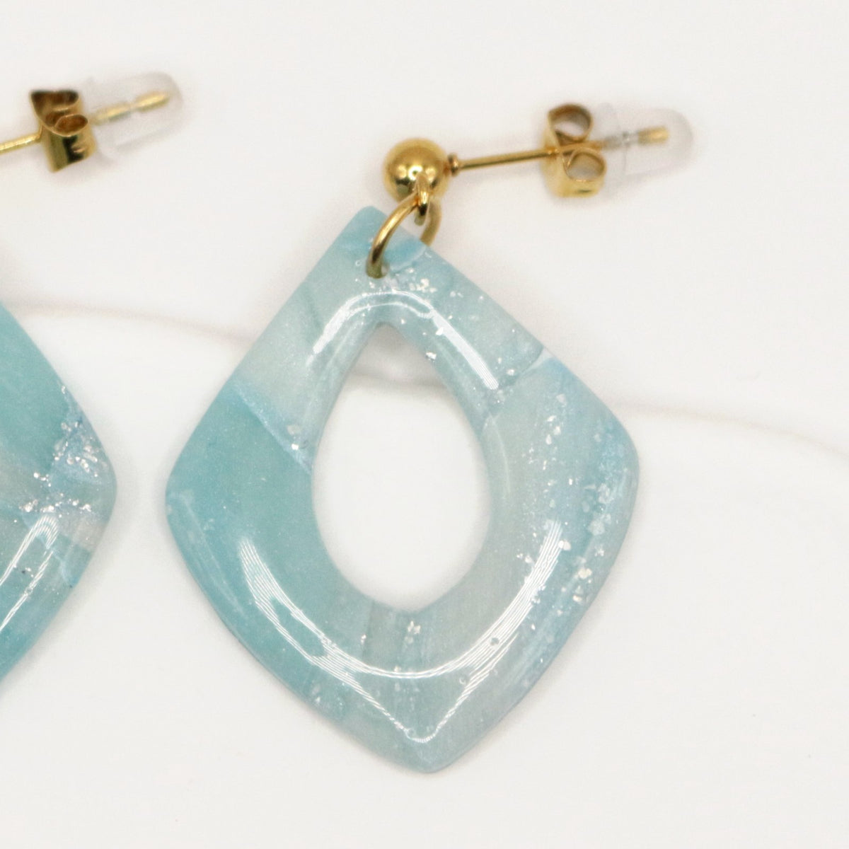 Boucles d'oreilles Givre losange, gros plan